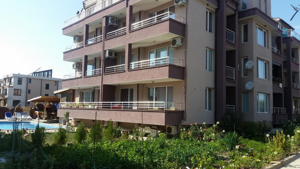 Anfid Apartments Burgas by Eksteriør bilde
